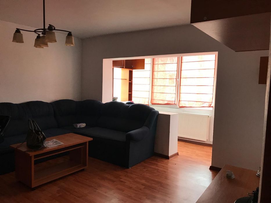 Vand apartament zona Steaua