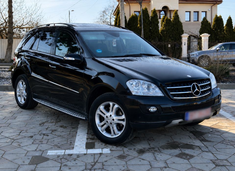 Mercedes-Benz ML 320 CDI 4Matic Facelift – Full Opțiuni – Automat – Piele – Trapă – Cameră – Înmatriculat Recent Fiscal pe loc