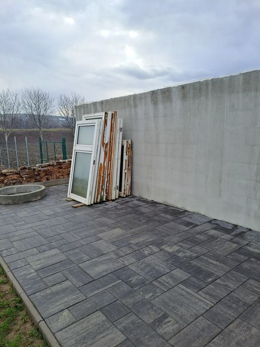 GEAMURI intre 100-300lei(Austria)