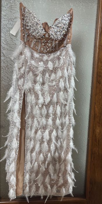 Rochie de ocazie cu pene