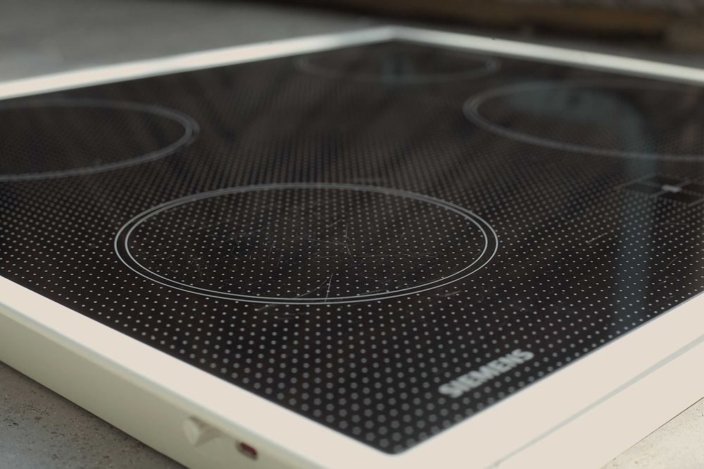 Керамичен котлон за вграждане Simens - 6200 W, запазен