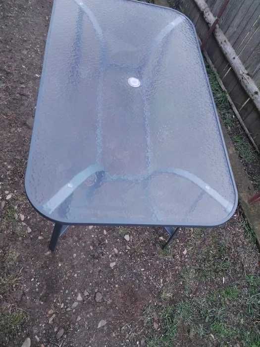 Masa gradina curte dedeman e noua  metal și sticlă 6 persoane