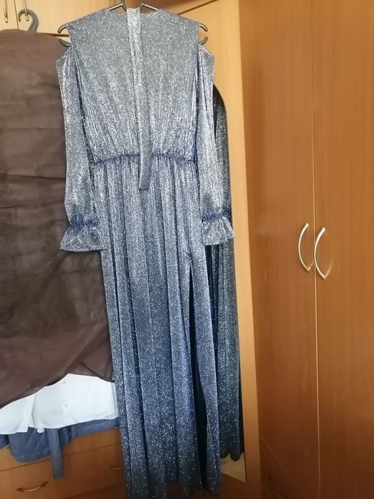 Продам вечерние платья