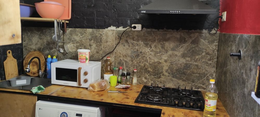 Обменяю квартиру на дом