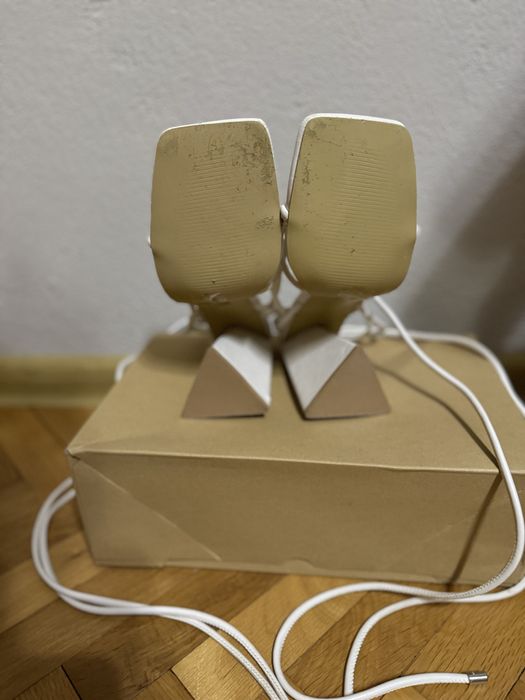 Сандали с каишка