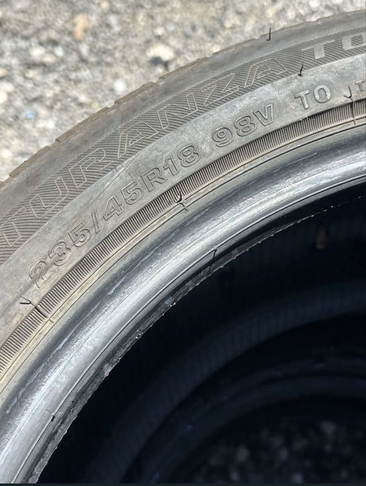 Anvelope tesla model 3  235/45R18 bridgestone