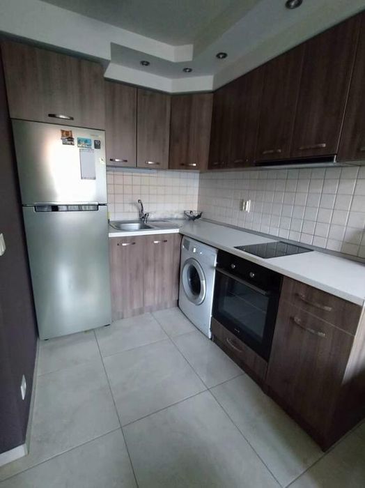 Дава се под наем Двустаен апартамент в Пловдив, Кършияка - 50 кв.м за 400 € - Снимка #1