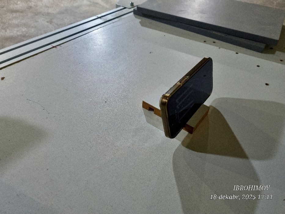 ПОДСТАВКА telefon uchun