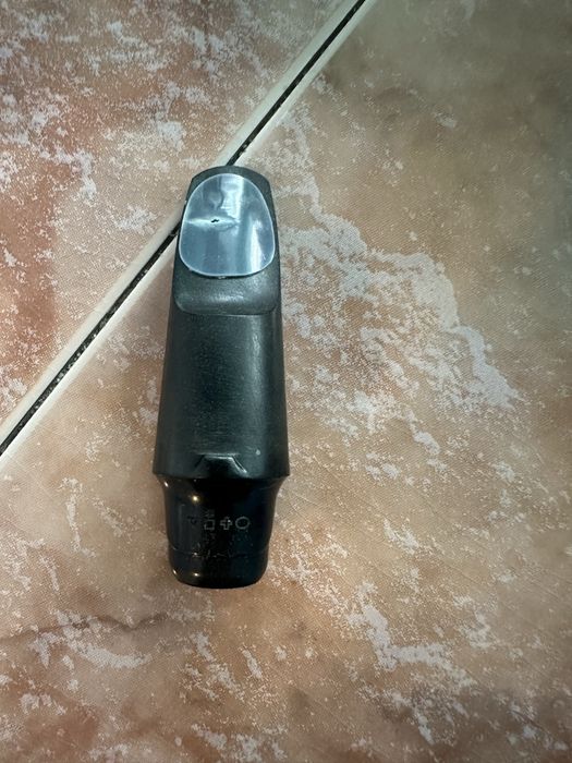 Mustiuce saxofon alto