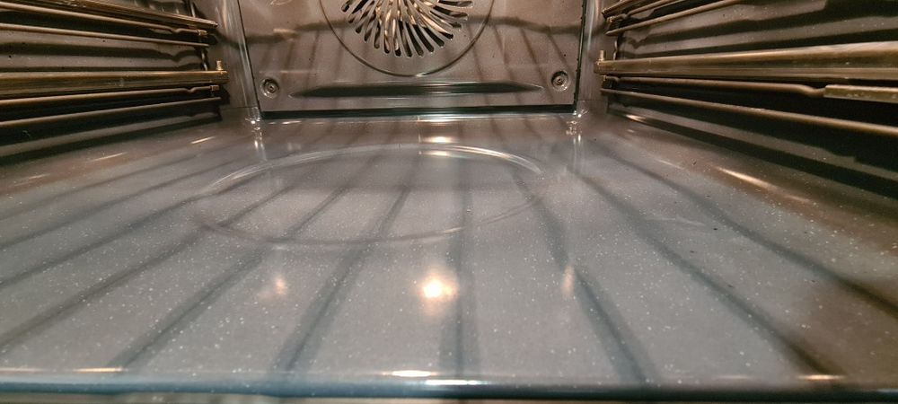 Мултифункционална фурна за вграждане 74л - AEG EE3013021M