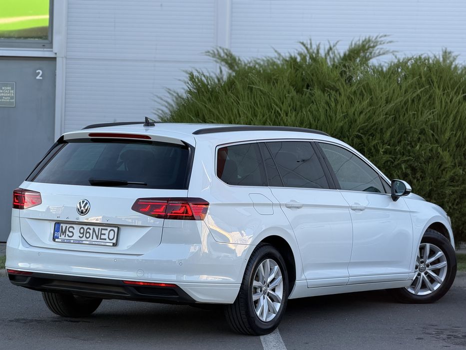 Volkswagen Passat~Facelift~B8.5~2.0TDI-150CP~2020~Distronic~Bord Digital~Camera 360