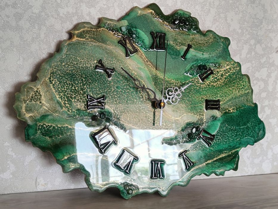 Часы ручная работа