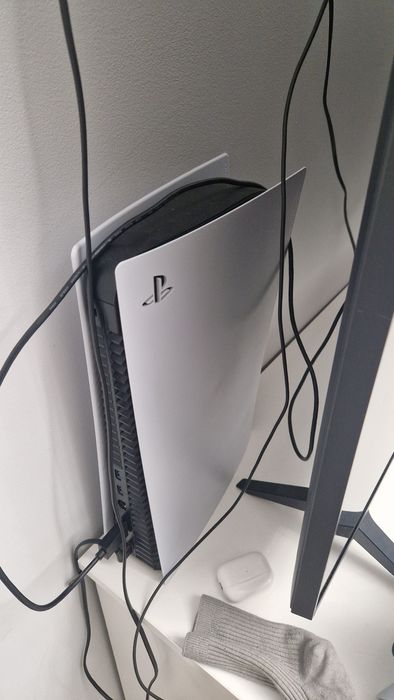 Продам playstation 5