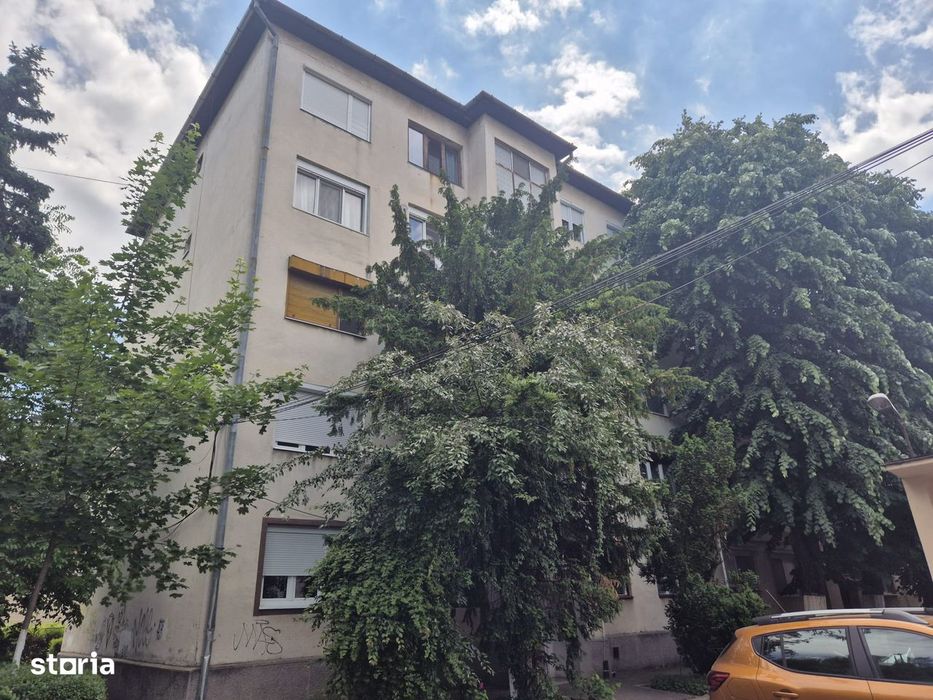 Apartament 4 camere, ultracentral Arad, comision 0