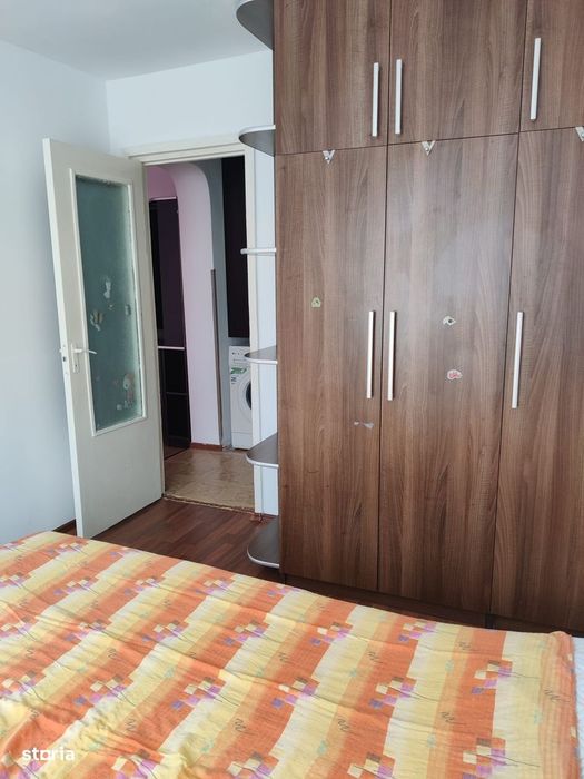 Apartament 3 camere, balcon, Rogerius