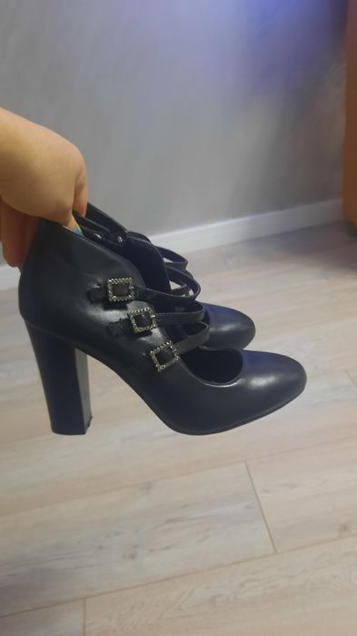 Pantofi pentru doamne