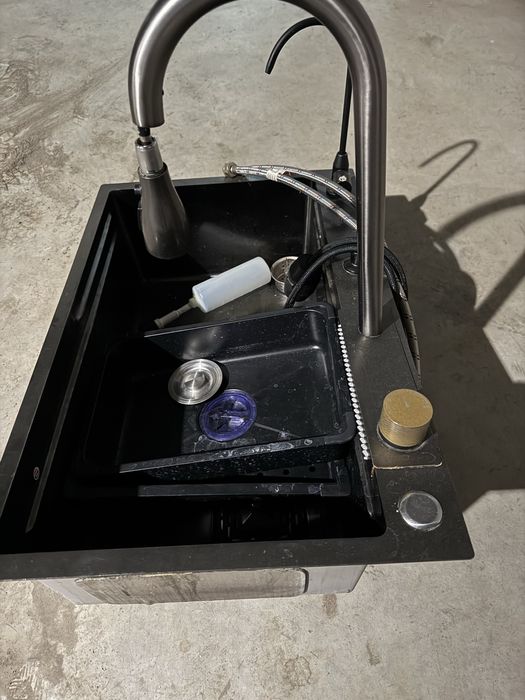 Продам Мойка кухонная