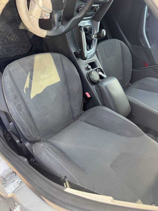 Ford Focus НА ЧАСТИ 4 броя