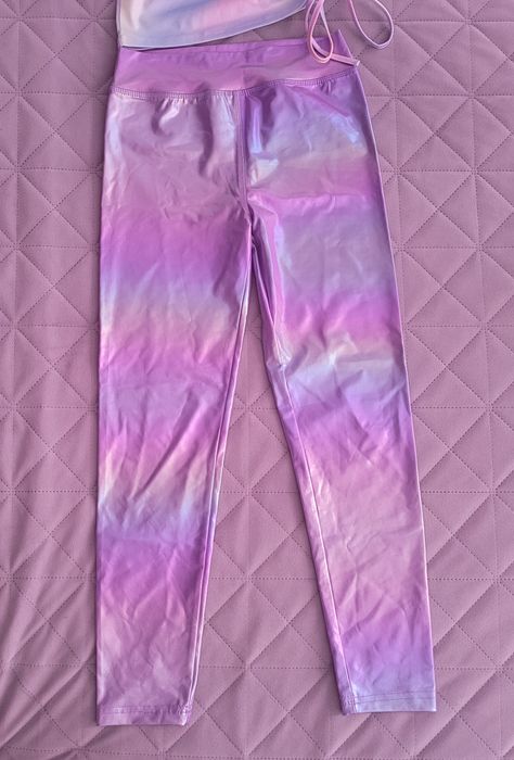 Costum fetita 8-9 ani