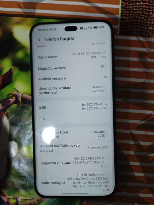 Honor 400 pro 12/512 qora mativiy