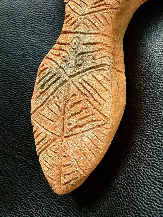 Statuetă Cucuteni din Terracotta – Realizată manual / Handmade