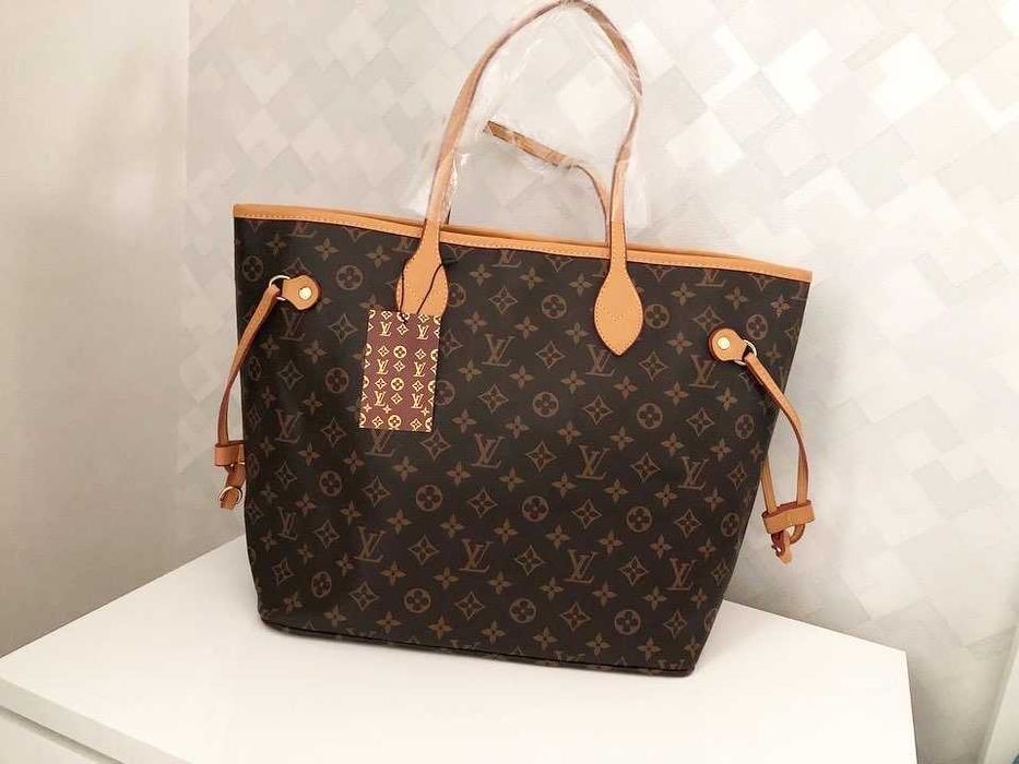 Сумочки в коробках