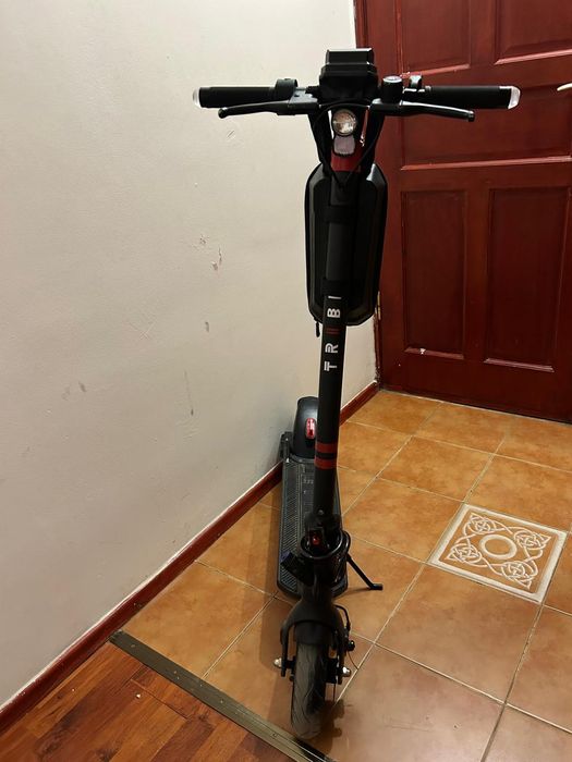 Электросамокат TRIBE MAYA черный