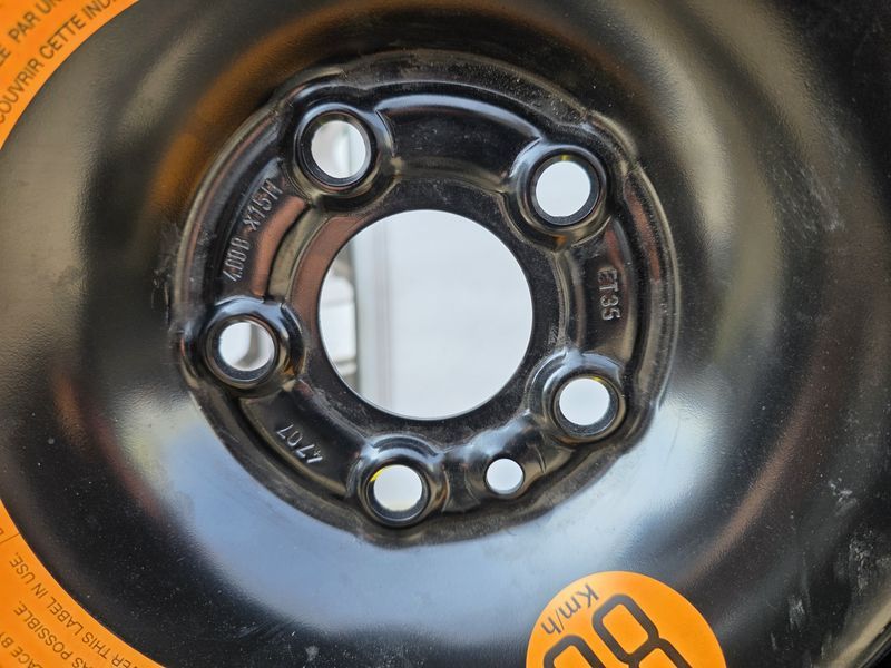 16цола Резервни Гуми/Патерици