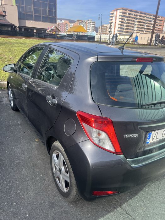 Toyota Yaris 1.5 Hybrid 2014 -Inmatriculata Ro