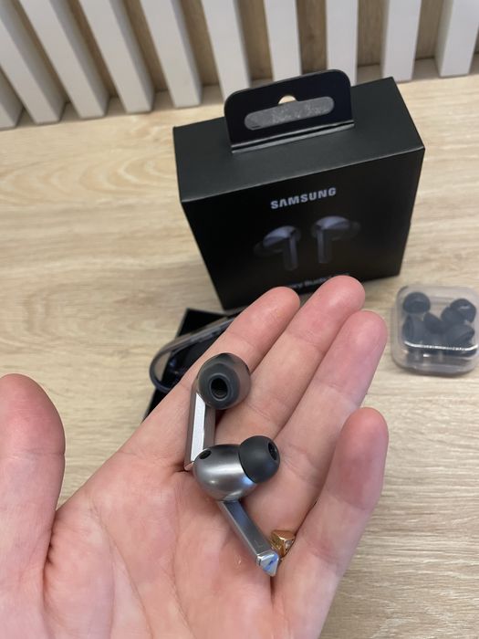 Casti galaxy buds3 pro