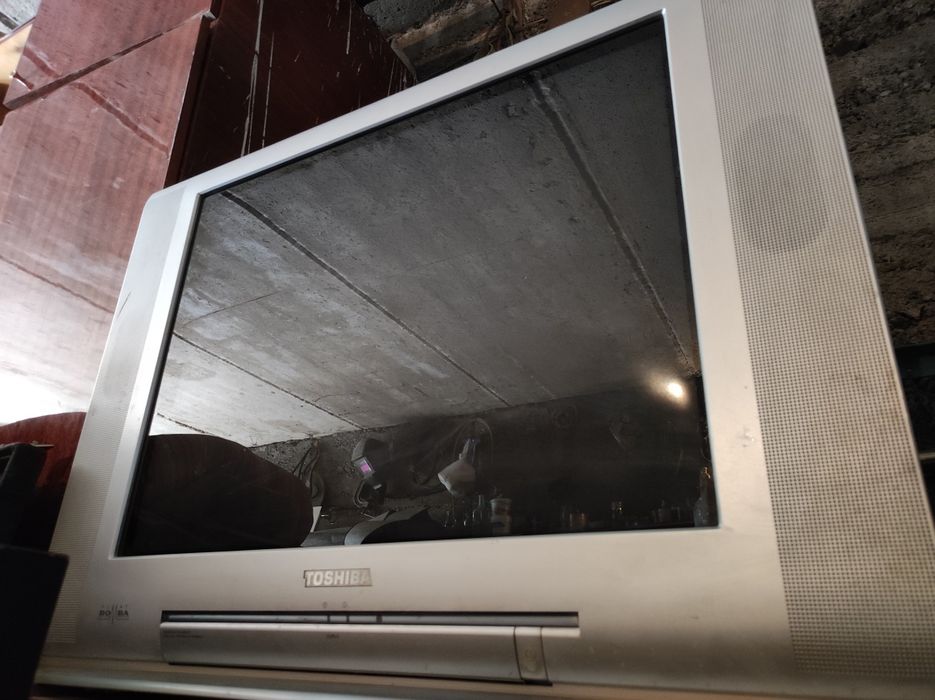 Телевизор TOSHIBA