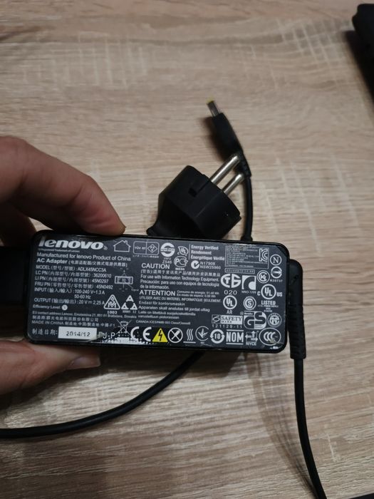 Lenovo Laptop 15-dw Series