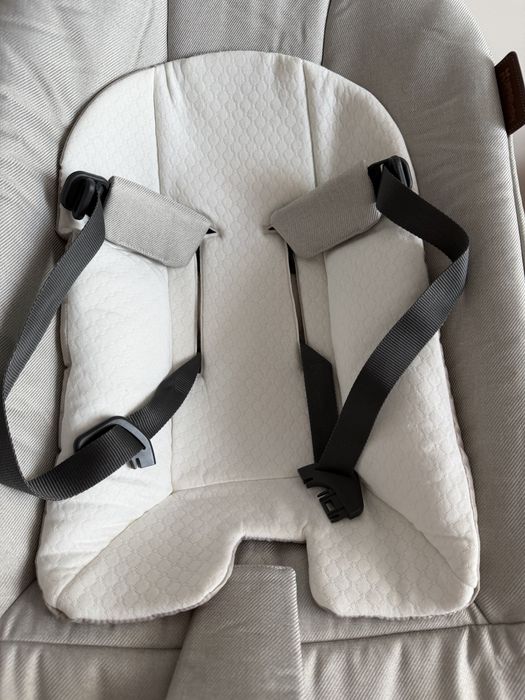 Stokke, Red Castle, Mamaroo