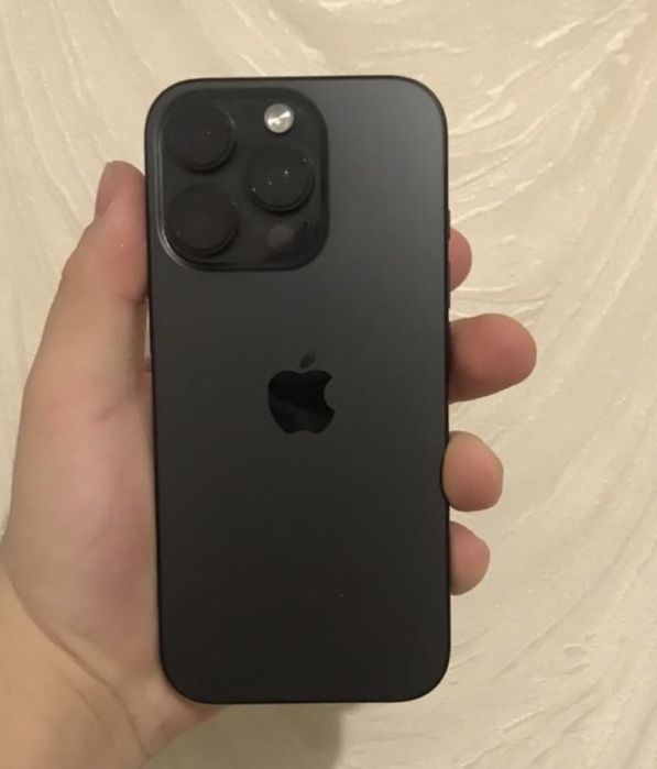 Айфон 16 про продам