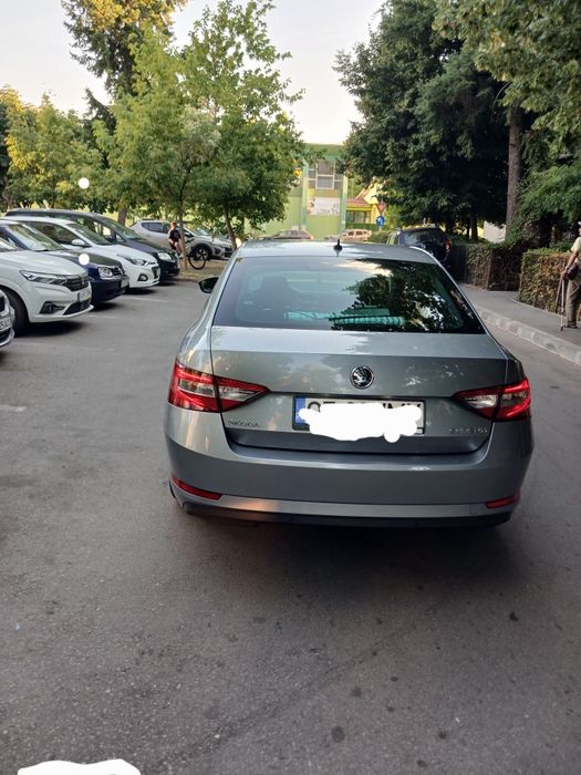 Skoda Superb . 3