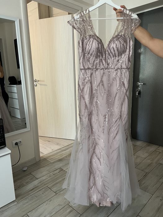 Rochie facuta de designerul Alara