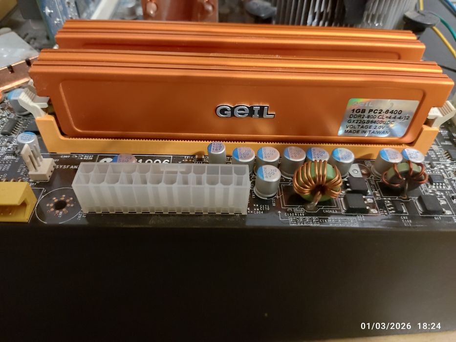 Memorie ddr 2 800 mhz Geil