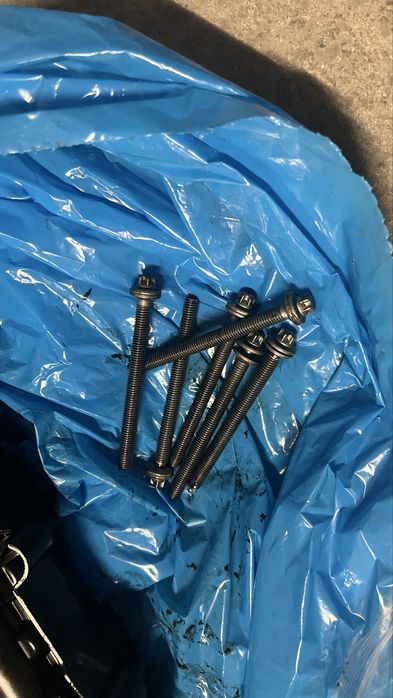 Капак на клапаните BMW F10 N57D30B