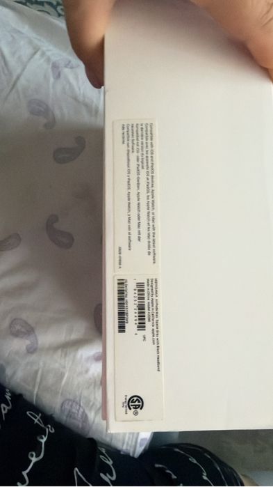 AirPods Max наушники