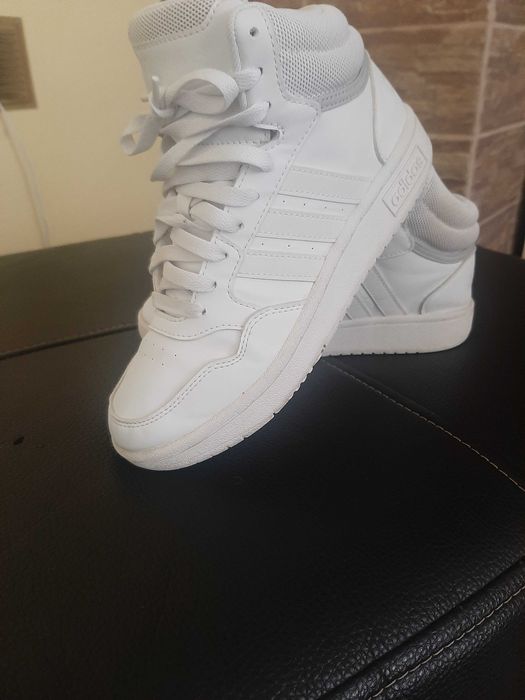 Маратонки Адидас