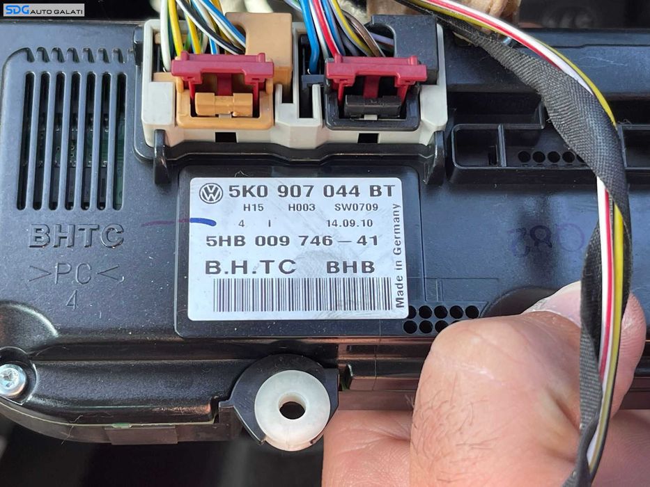 Climatronic Panou Comanda AC Aer Conditionat Clima cu Incalzire Scaune Volkswagen Passat B6 2005 - 2010 Cod 5K0907044BT [C6533]