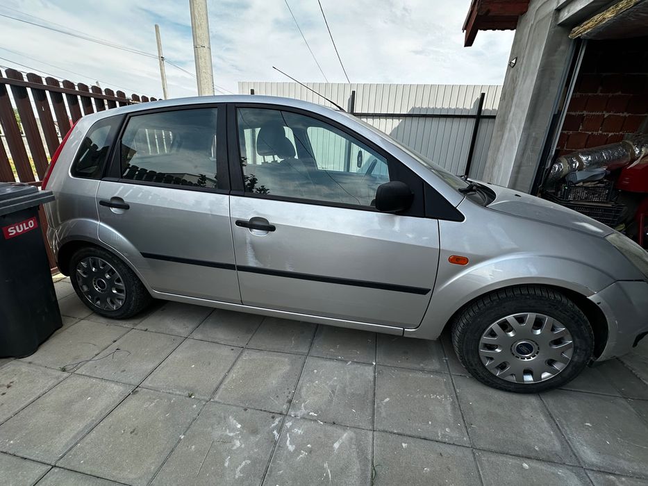 FORD Fiesta 2002 — imagine 3