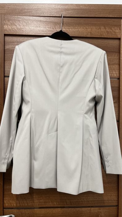 Monochrome collection