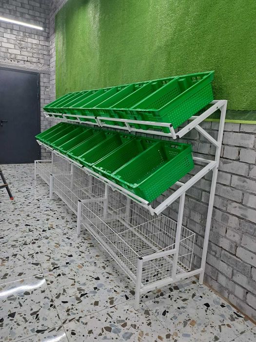 прилавки витрины полки