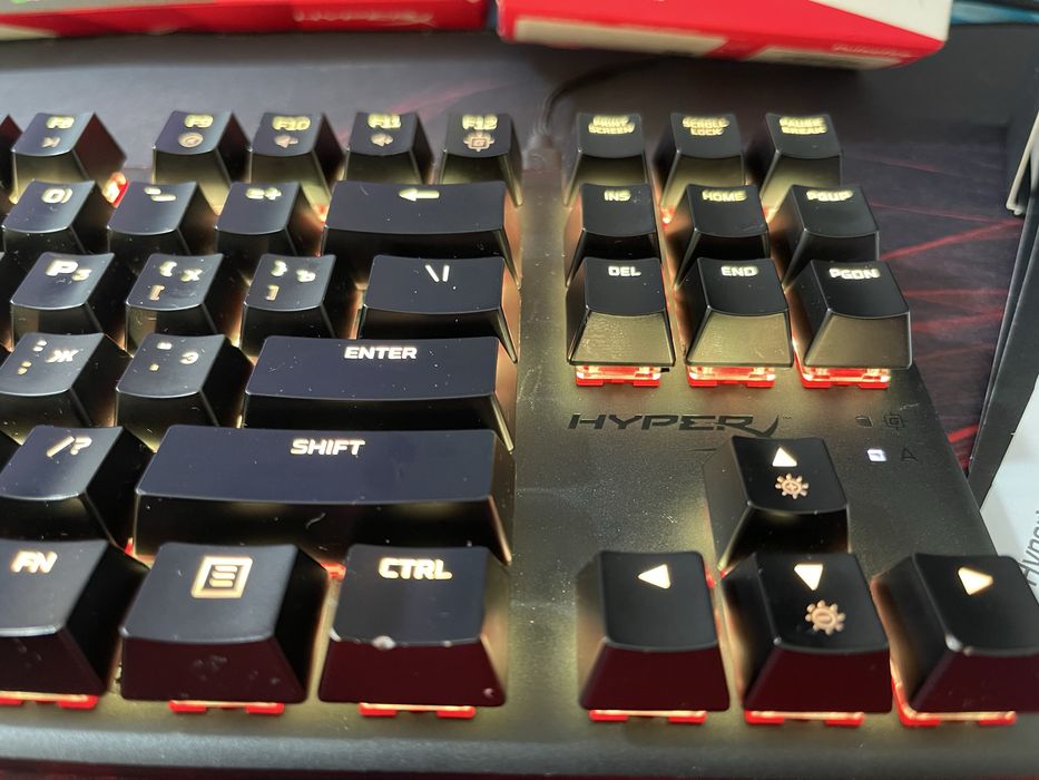Hyper X клавиатура механическая red switch