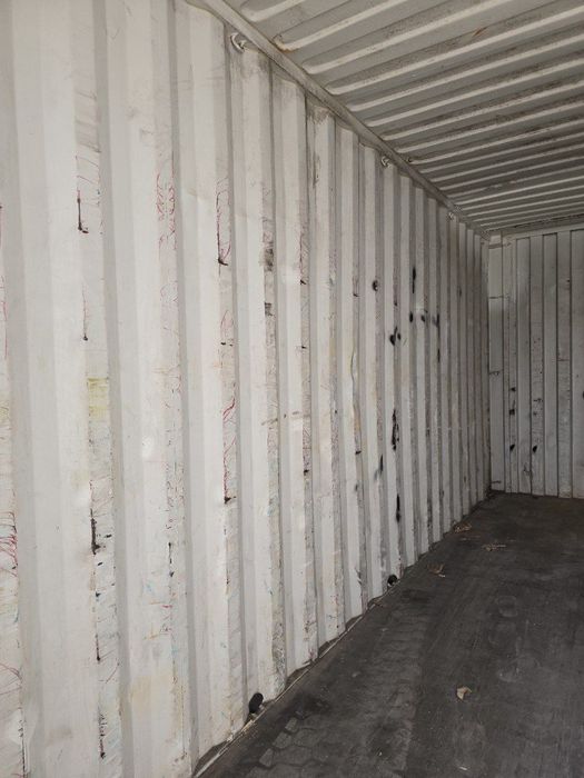 Контейнерлар бор