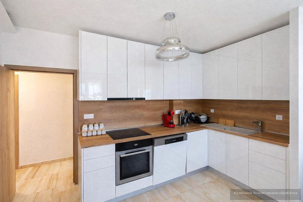 Дава се под наем Тристаен апартамент в Варна, Бриз - 110 кв.м за 997.05 € - Снимка #2