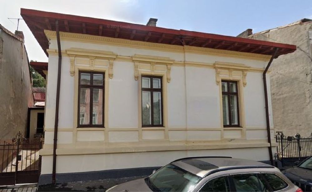 Casa fe vanzare