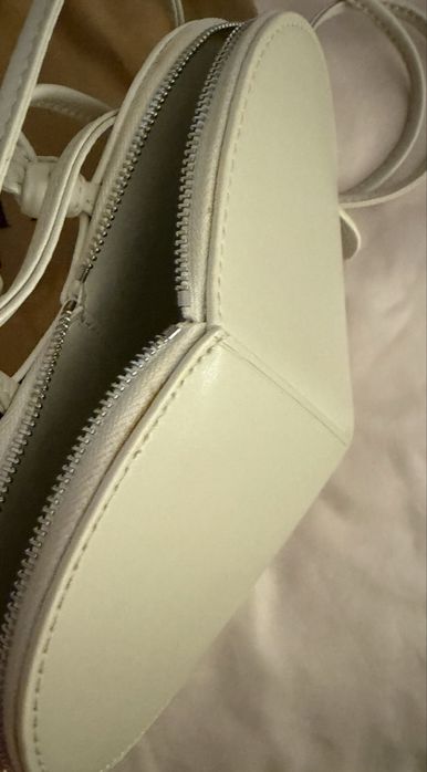 Малка чанта Alaia