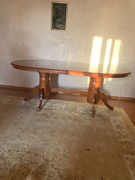 Продам большой стол